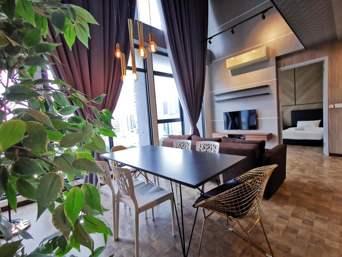 Expressionz Professional Suites By Aurora Summer Suites Куала Лумпур Стая снимка