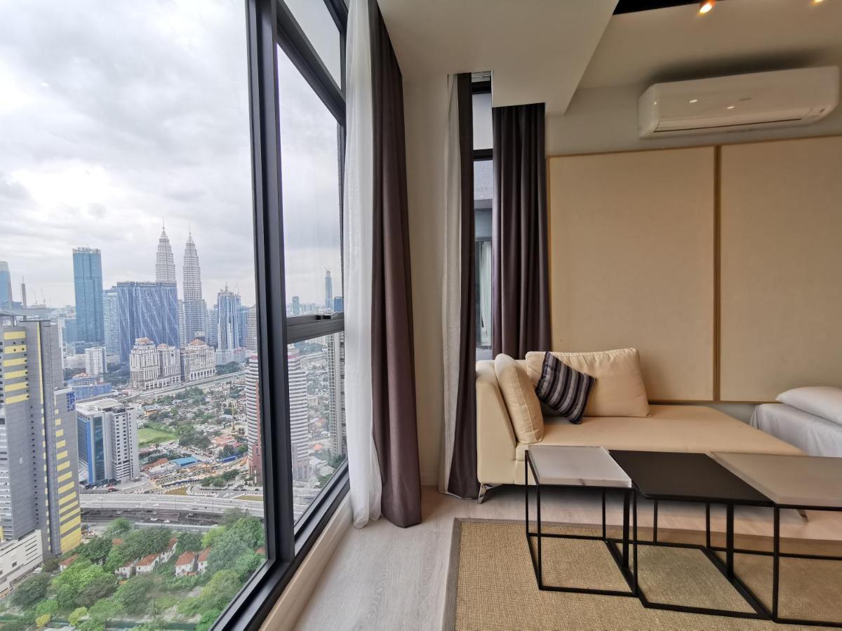 Expressionz Professional Suites By Aurora Summer Suites Куала Лумпур Екстериор снимка